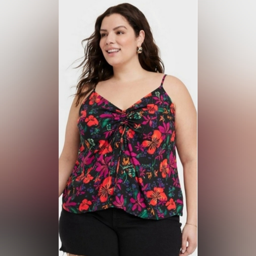 Nwot ava and Viv floral spaghetti strap tank top